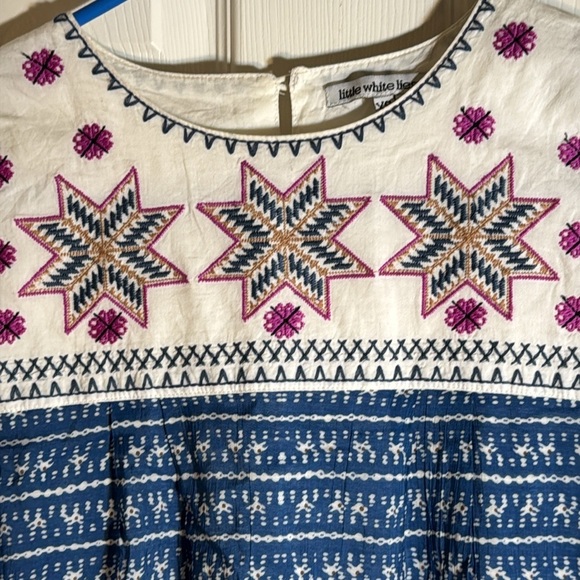 LITTLE‎ WHITE LIES Cornflower Blue Pink Boho Embroidered Stitch Shift Dress - Picture 2 of 11